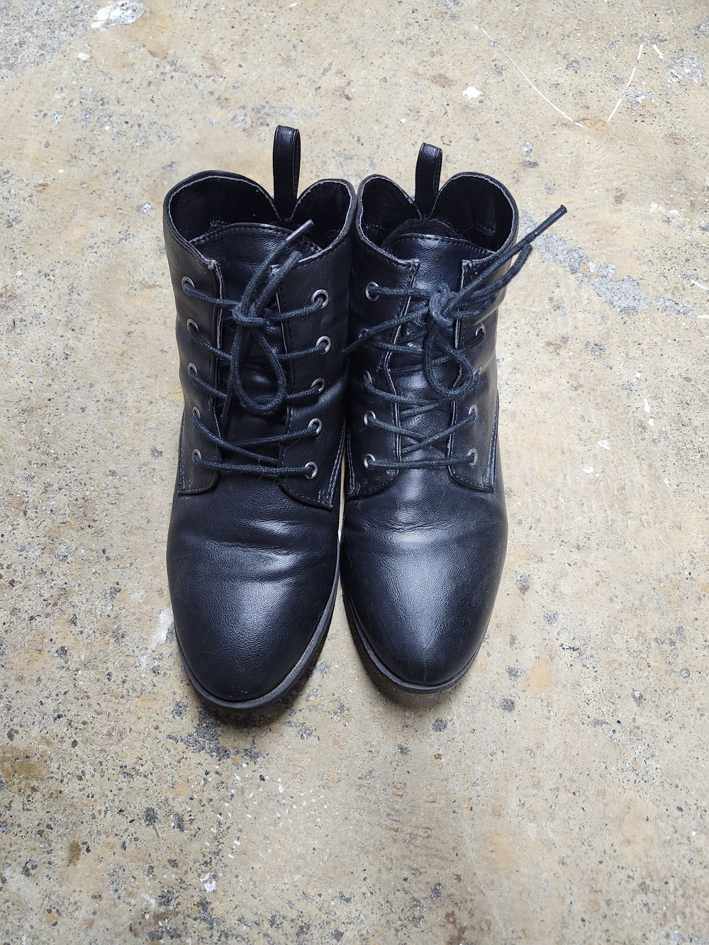 "American Eagle" Black Ankle Boots
